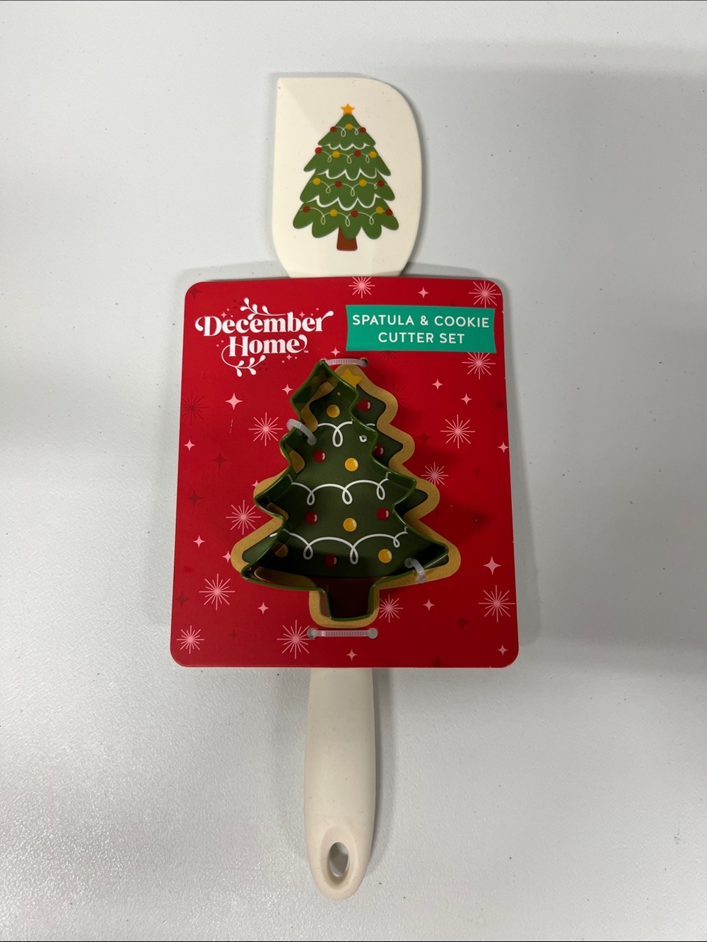 White & Green Christmas Tree Spatula & Cookie Cutter Set